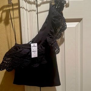 Black off shoulder top XS
